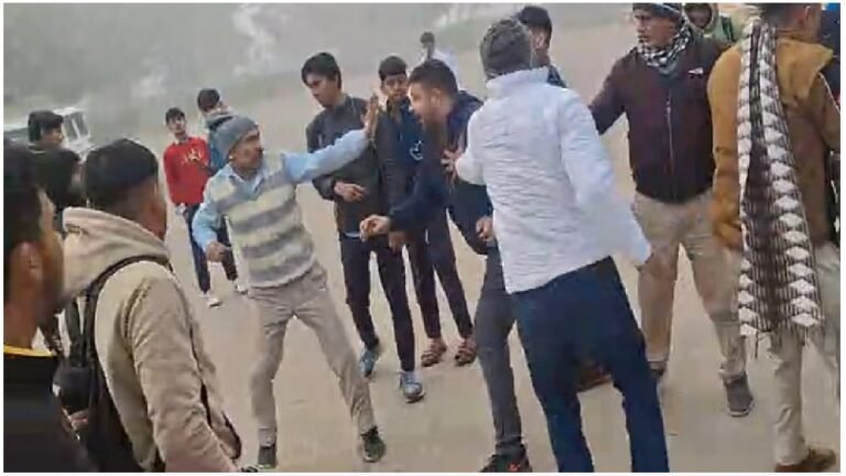 BUS DRIVER FIGHT BHIWANI