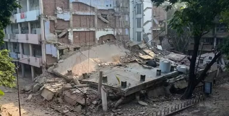 chandhigharh mahfil hotel bulding