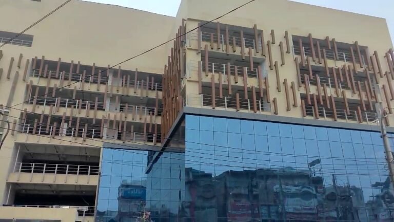 gurugram sadar bazar parking 1