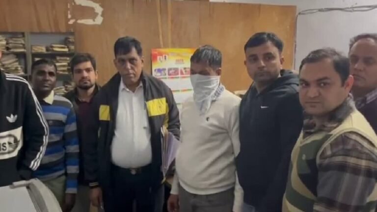 patwari arrested bhiwani