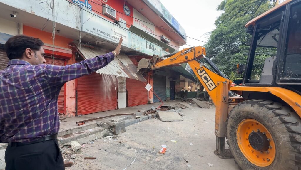 WhatsApp Image 2025-08-08 at 16.04.26 (1)