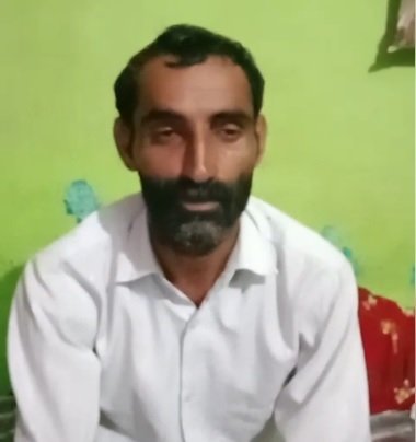 teacher manisha father sanjay 1