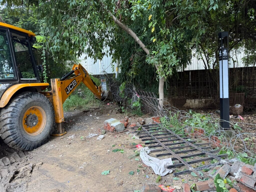 WhatsApp Image 2025-09-04 at 18.11.13