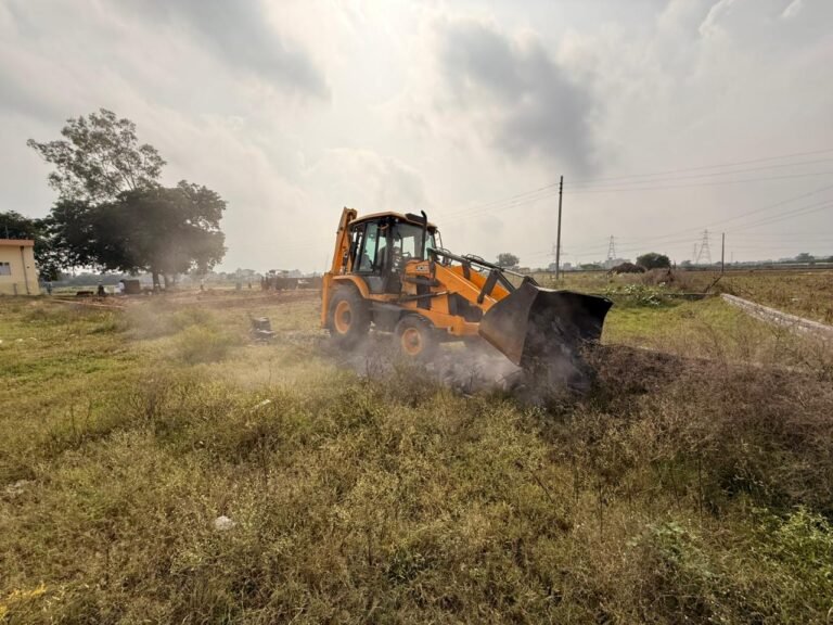 WhatsApp Image 2025-10-08 at 17.09.36