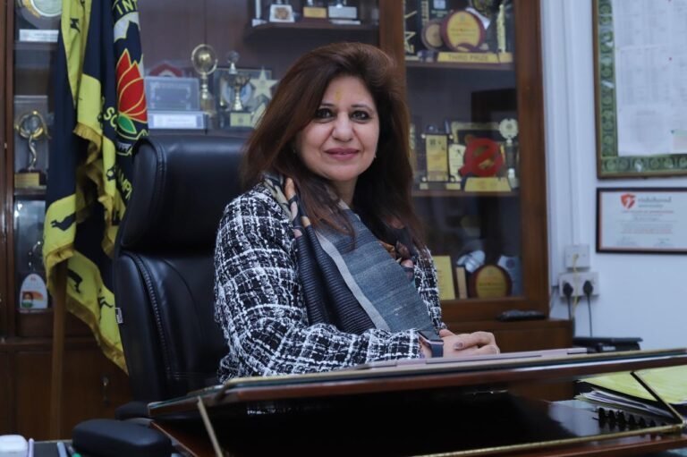 WhatsApp Image 2025-10-31 at 16.35.44