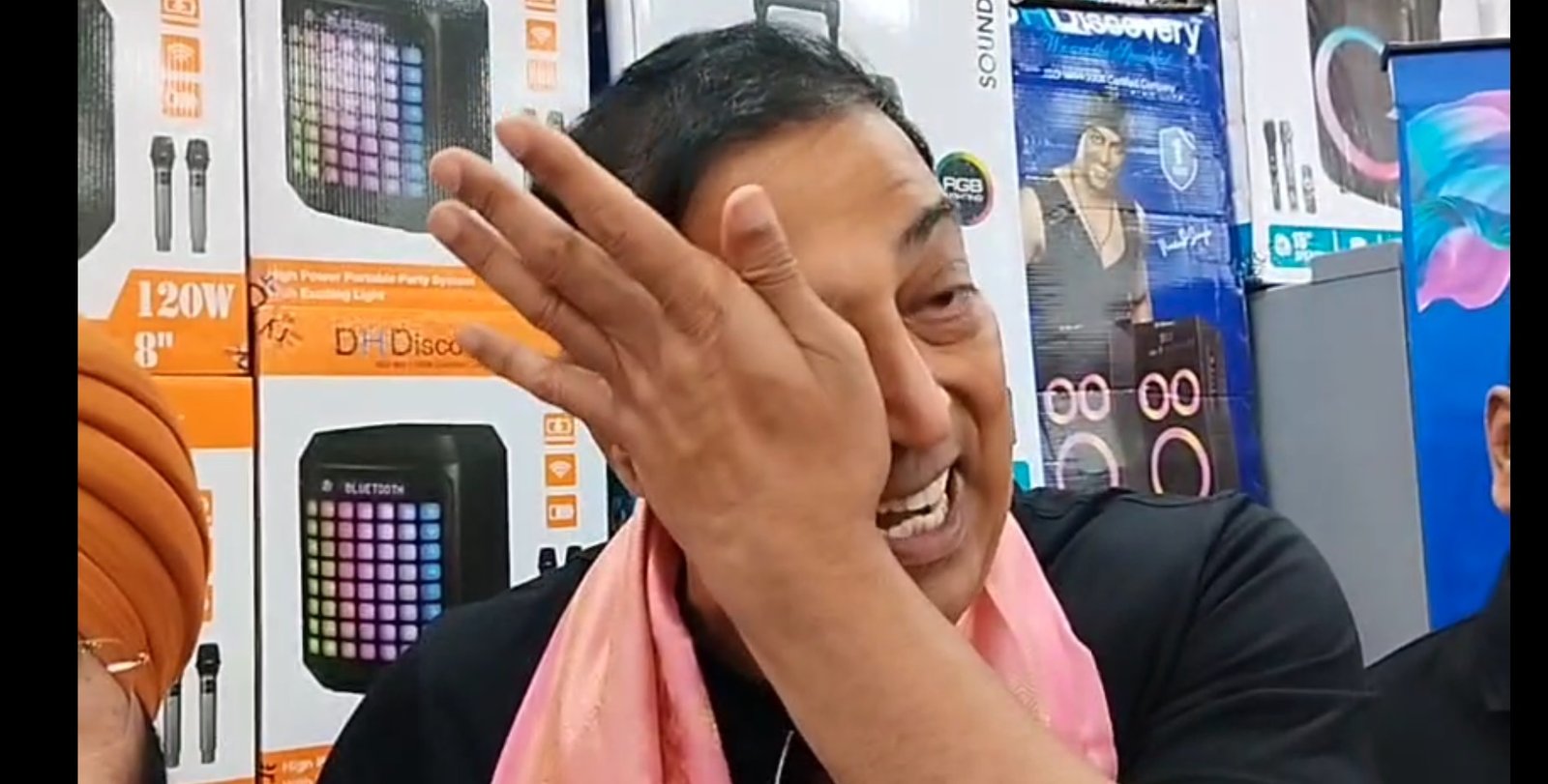 vindu dara singh 1
