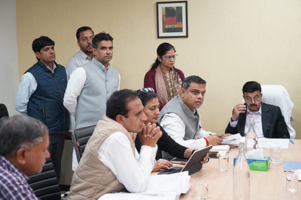 WhatsApp Image 2025-11-22 at 16.40.08