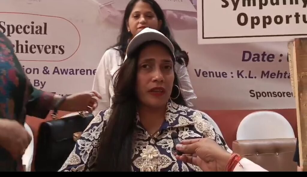 Screenshot_2025-12-07-22-51-34-03