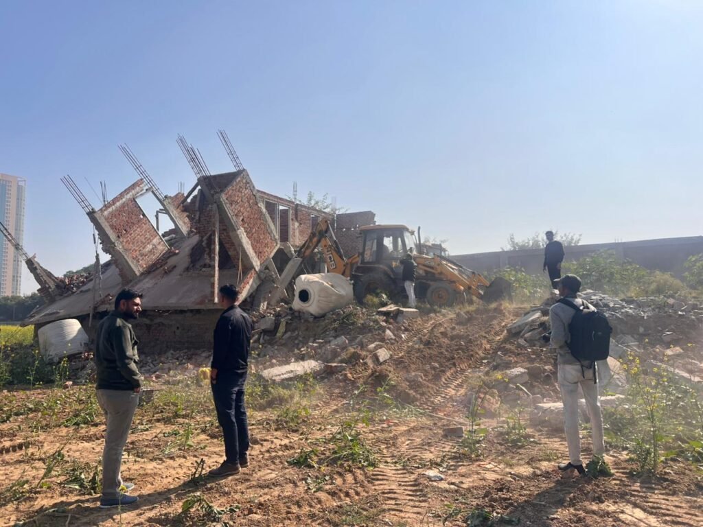 WhatsApp Image 2025-12-09 at 16.54.25